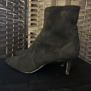 Essex Lane Women's Black Suede Ankle Boots size 10